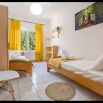Omalia Apartment