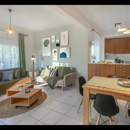 Omalia Apartment